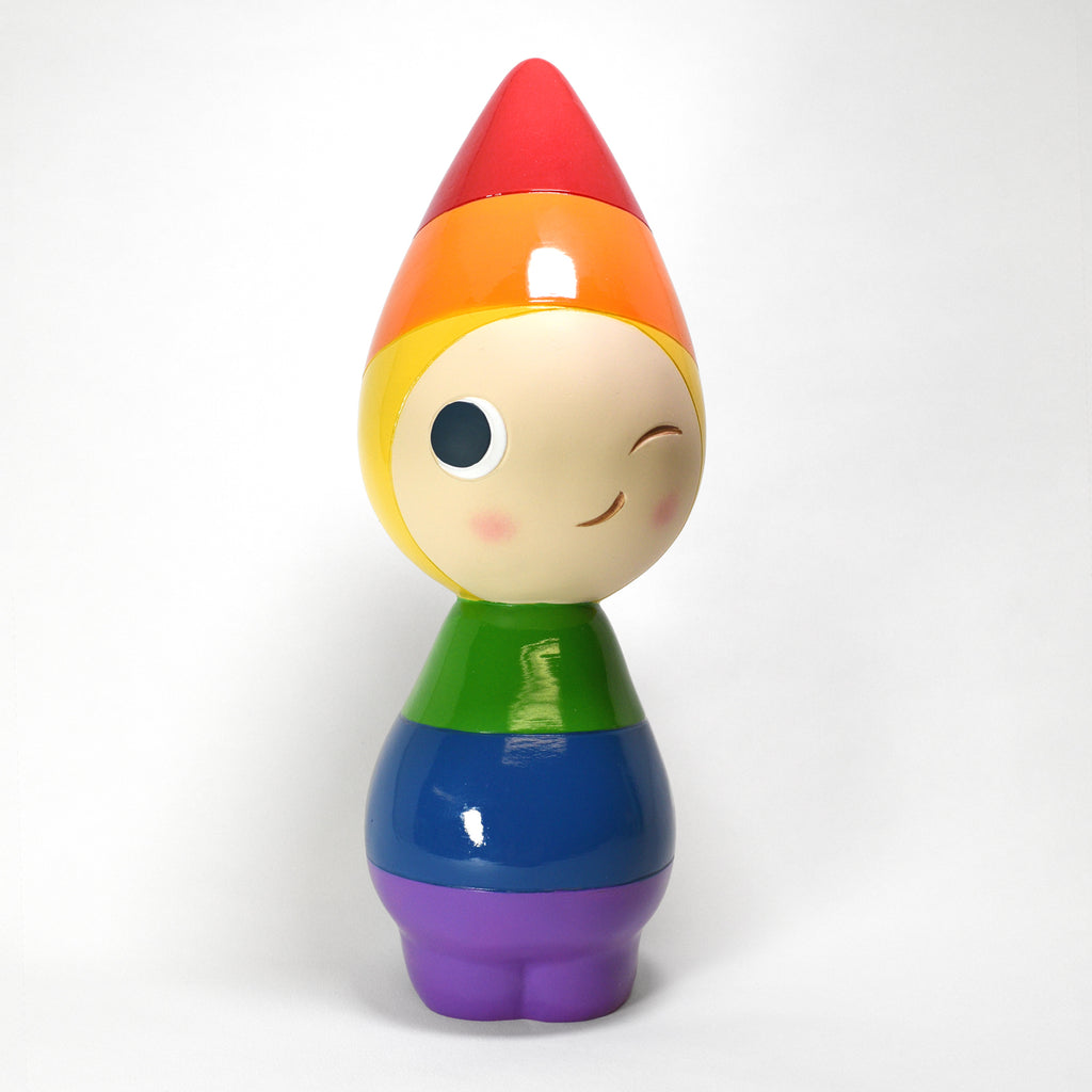 Peggy winking rainbow - large